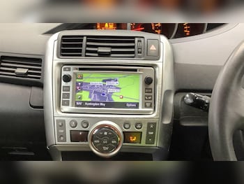 Used Toyota Verso 2012 for sale - 77559348: Photo