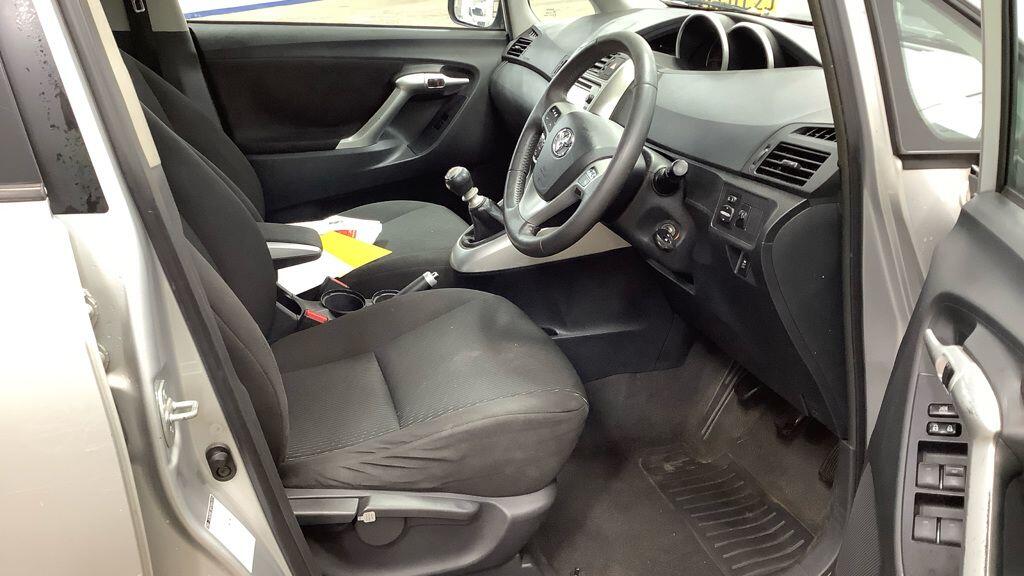 Used Toyota Verso 2012 for sale - 77559348: Photo 9