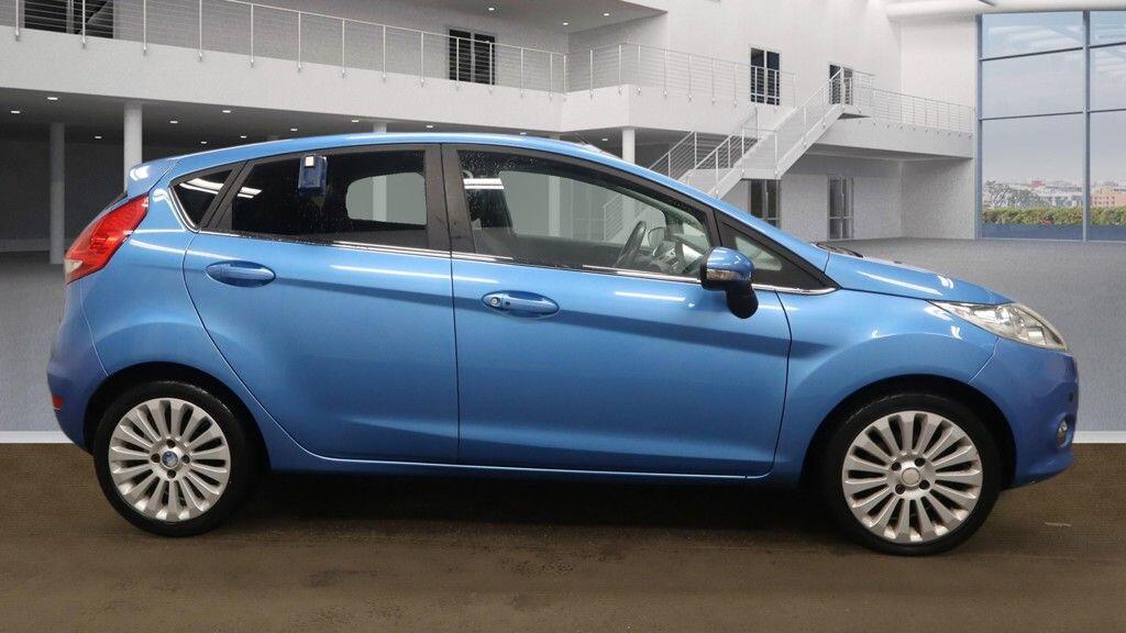Used Ford Fiesta 2010 for sale - 77142922: Photo 12