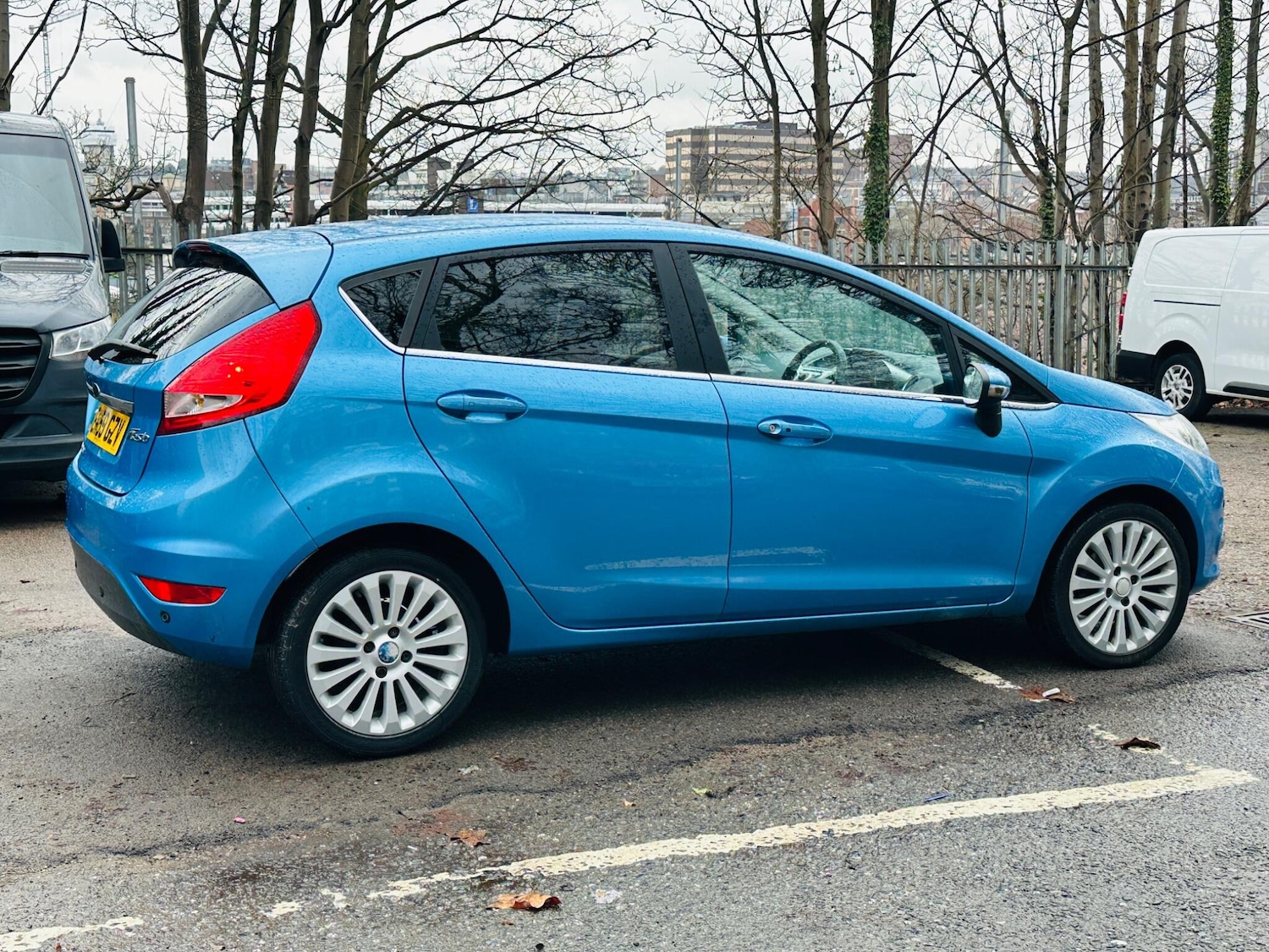 Used Ford Fiesta 2010 for sale - 77142922: Photo 15