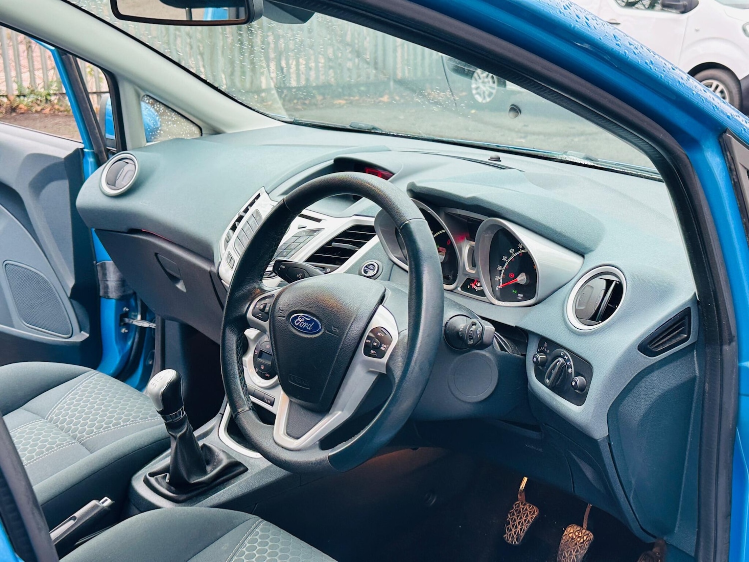 Used Ford Fiesta 2010 for sale - 77142922: Photo 21