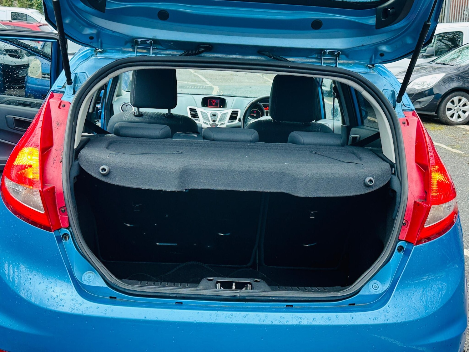 Used Ford Fiesta 2010 for sale - 77142922: Photo 35