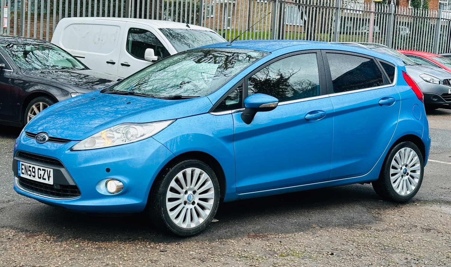 Used Ford Fiesta 2010 for sale - 77142922: Photo 5