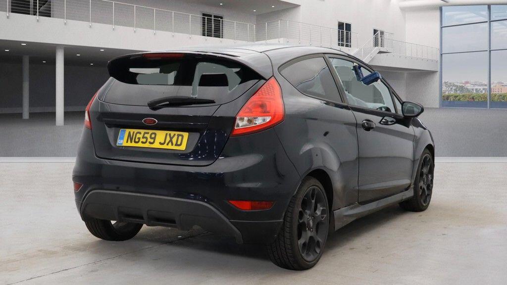 Used Ford Fiesta 2010 for sale - 76753057: Photo 5