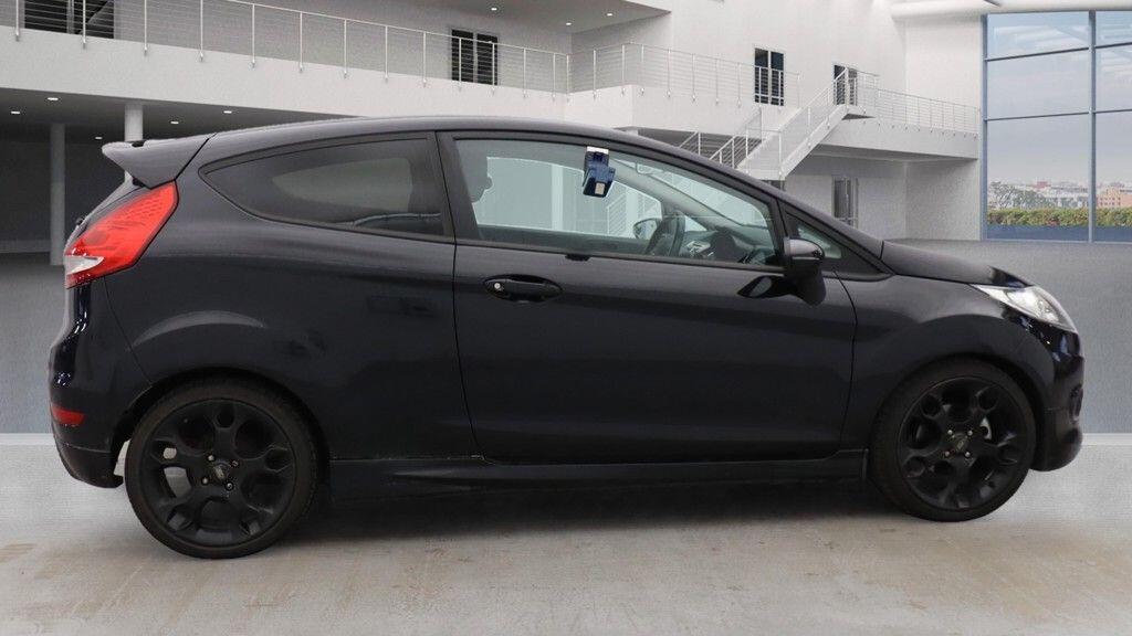 Used Ford Fiesta 2010 for sale - 76753057: Photo 6