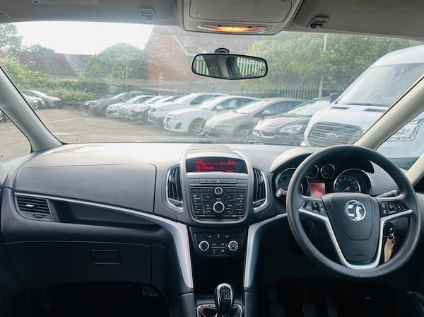 Used Vauxhall Zafira Tourer 2013 for sale - 74777246: Photo 16