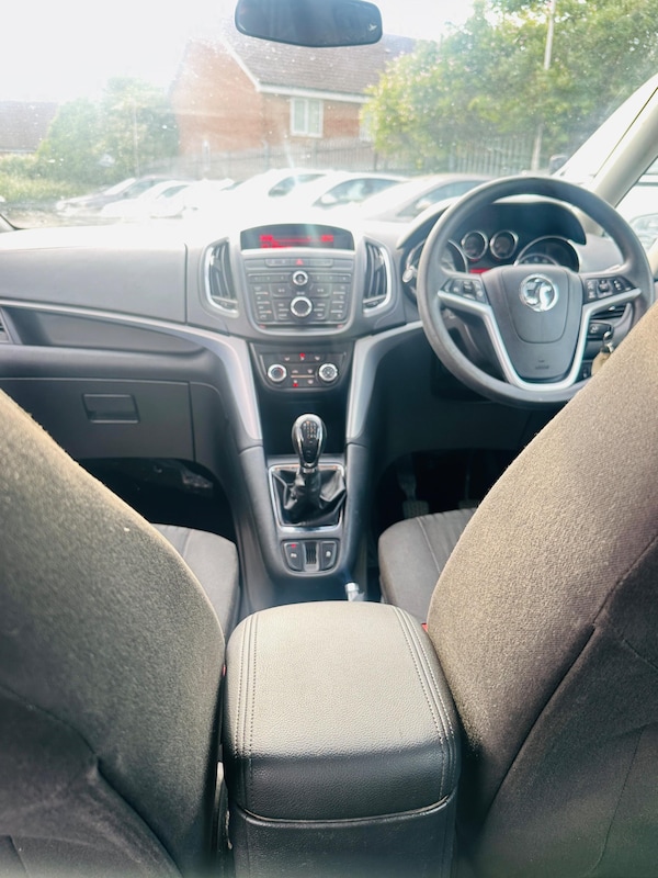 Used Vauxhall Zafira Tourer 2013 for sale - 74777246: Photo 17
