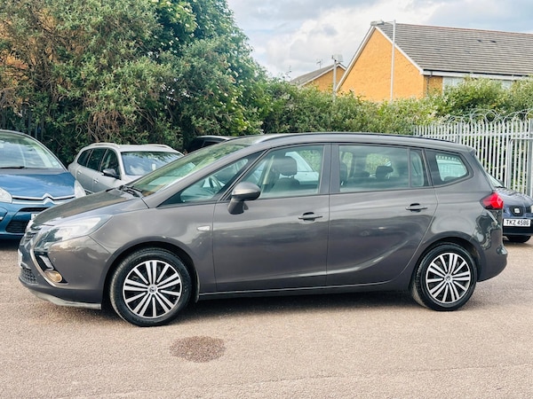 Used Vauxhall Zafira Tourer 2013 for sale - 74777246: Photo 9