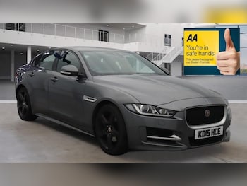 Used Jaguar XE 2015 for sale - 77377141: Photo