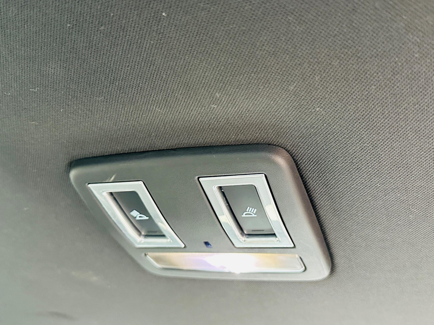 Used Jaguar XE 2015 for sale - 77377141: Photo 27