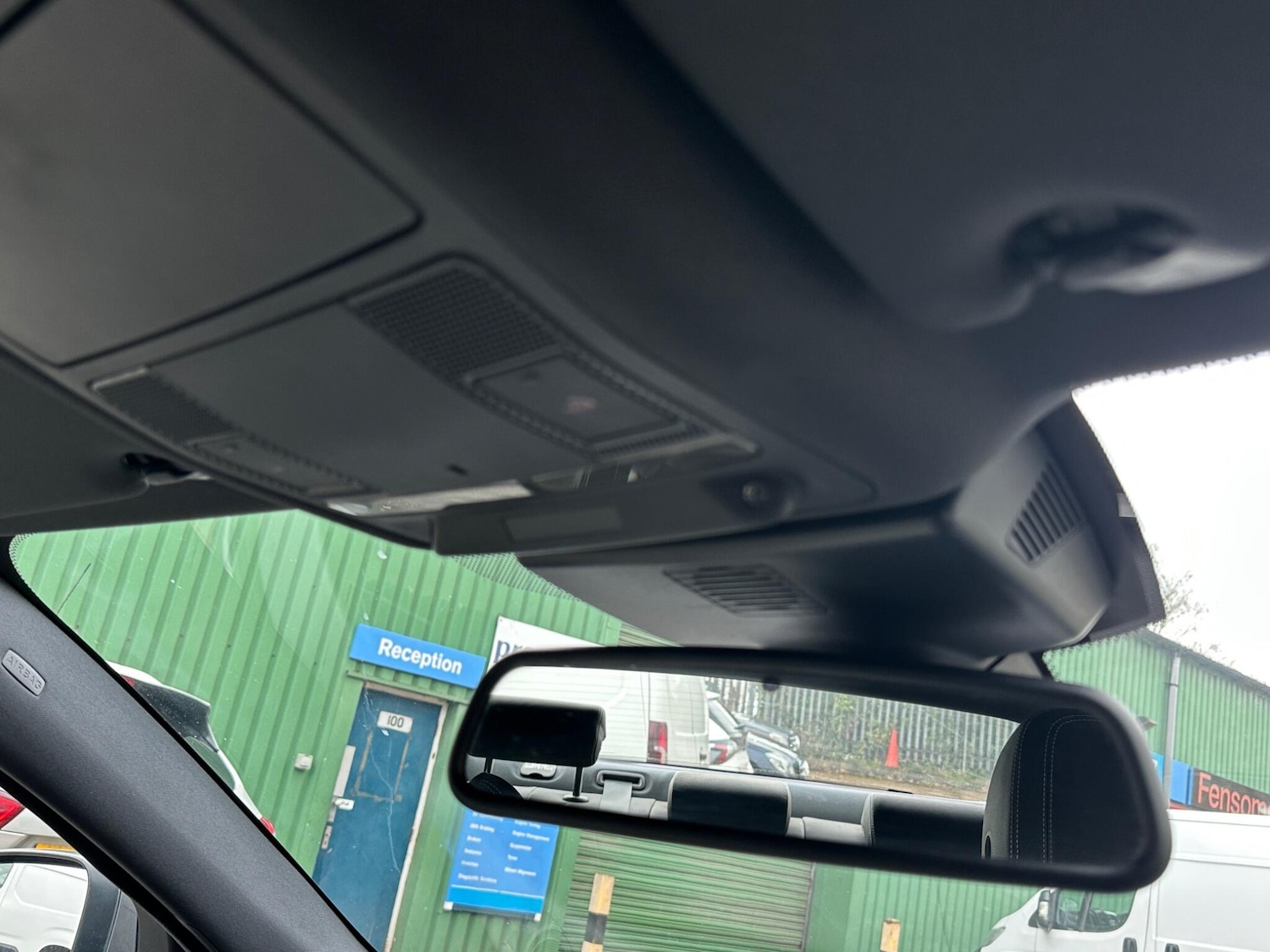 Used Jaguar XE 2015 for sale - 77377141: Photo 50