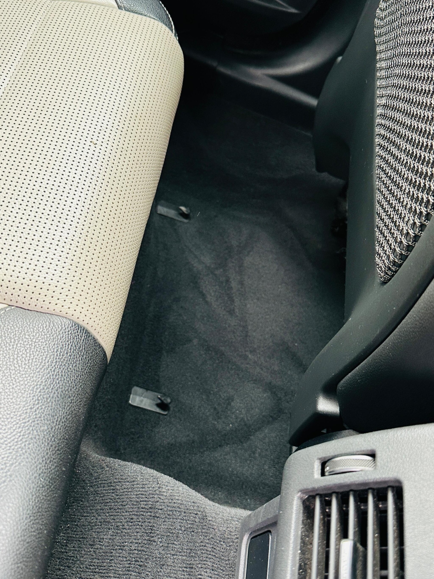 Used Jaguar XE 2015 for sale - 77377141: Photo 52