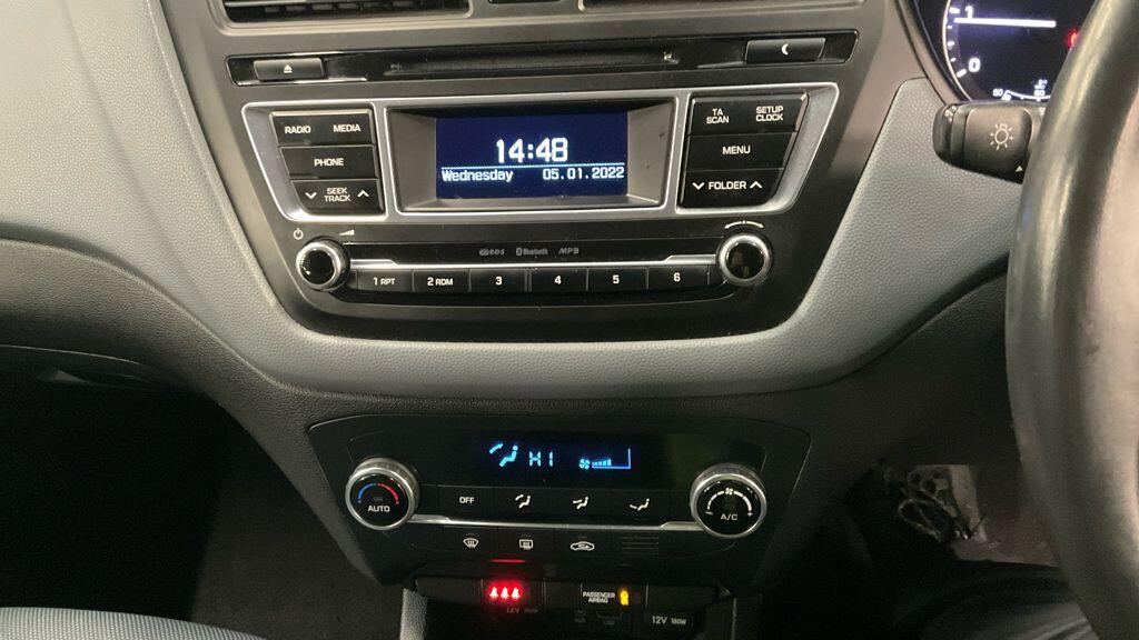 Used Hyundai i20 2016 for sale - 77202778: Photo 15