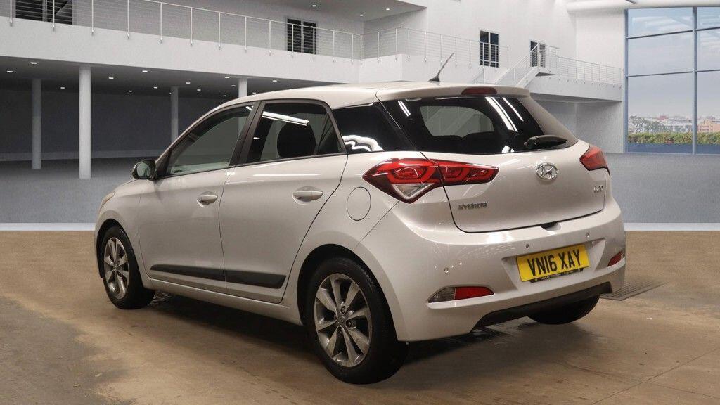 Used Hyundai i20 2016 for sale - 77202778: Photo 4