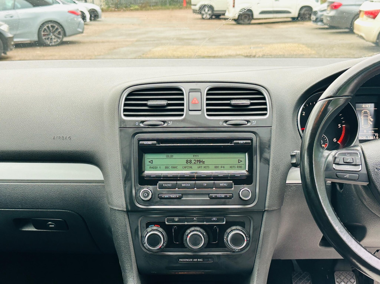 Used Volkswagen Golf 2009 for sale - 77597737: Photo 35