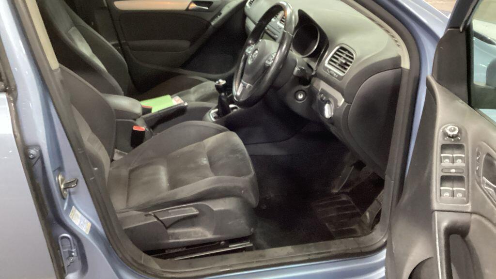 Used Volkswagen Golf 2009 for sale - 77597737: Photo 9