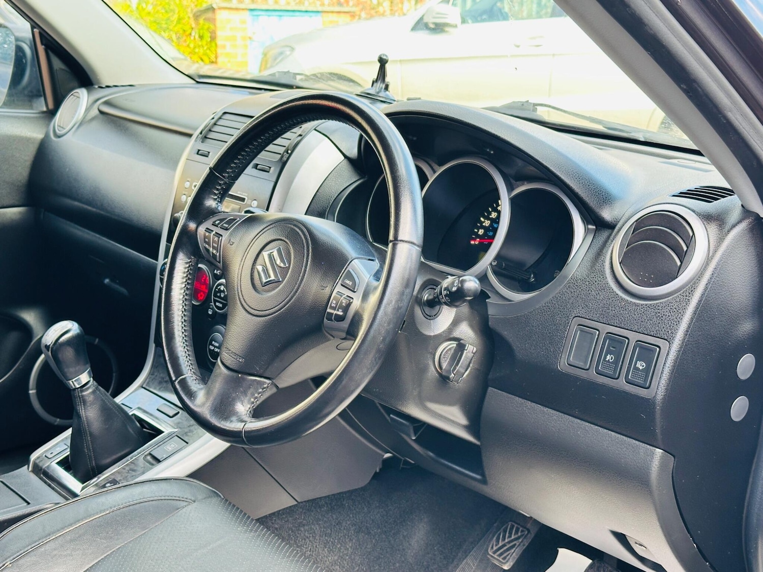 Used Suzuki Grand Vitara 2010 for sale - 77144463: Photo 26