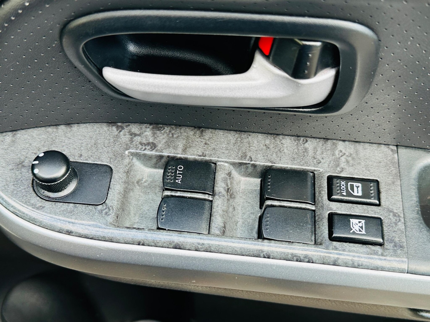 Used Suzuki Grand Vitara 2010 for sale - 77144463: Photo 33