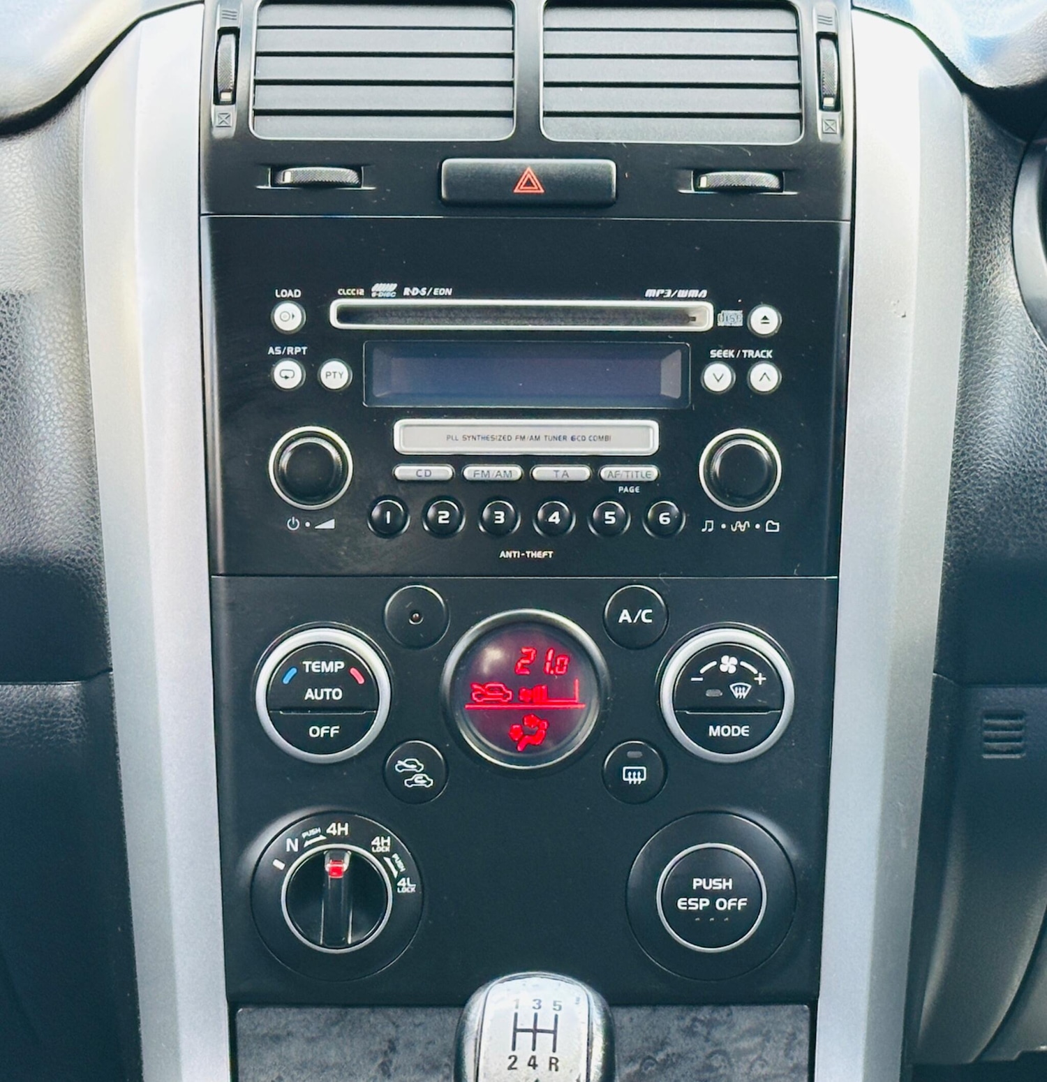 Used Suzuki Grand Vitara 2010 for sale - 77144463: Photo 41