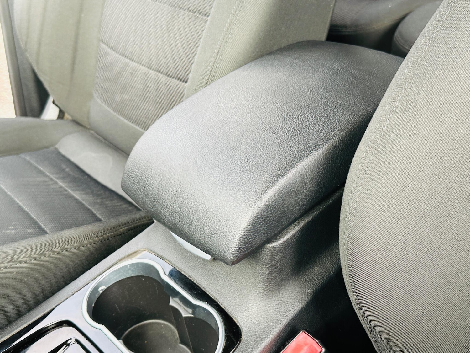 Used Ford Galaxy 2010 for sale - 76499076: Photo 37