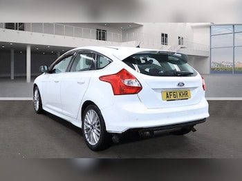 Used Ford Focus 2011 for sale - 76772237: Photo
