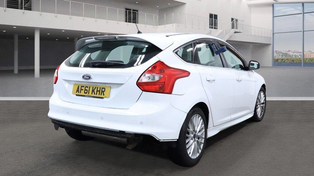 Used Ford Focus 2011 for sale - 76772237: Photo 5