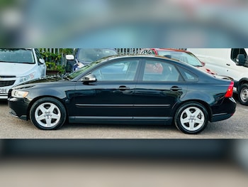Used Volvo S40 2010 for sale - 76002446: Photo