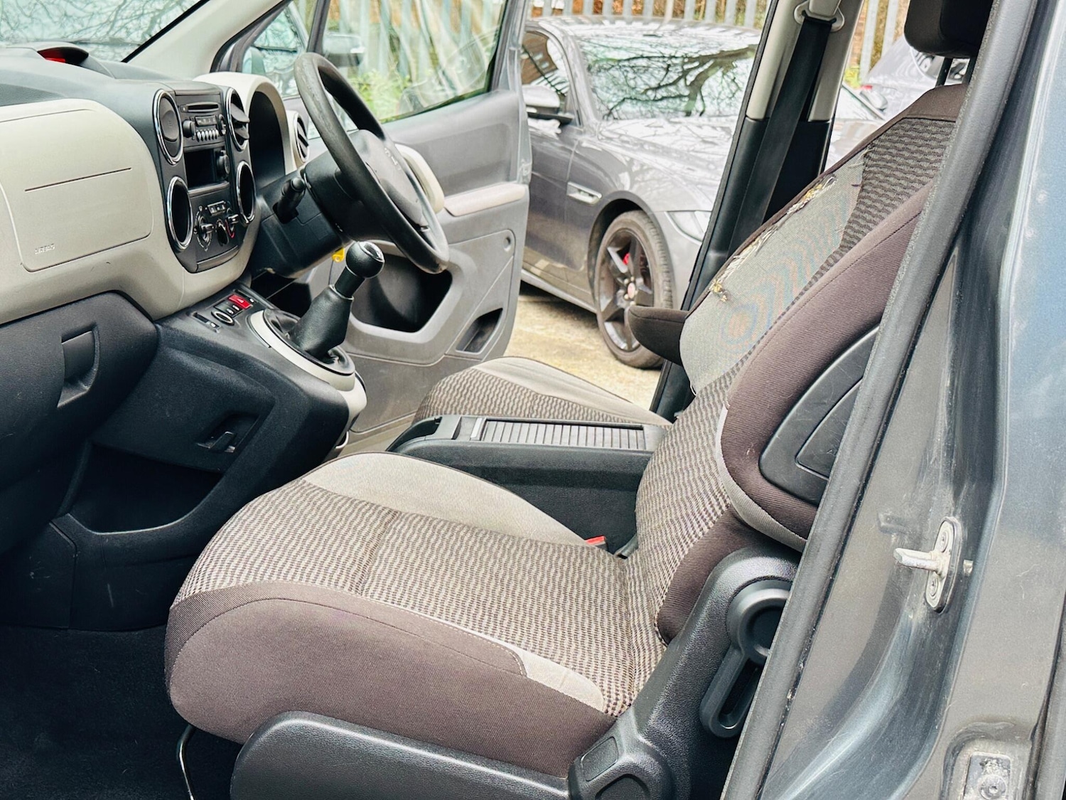 Used Peugeot Partner Tepee 2014 for sale - 77358527: Photo 28