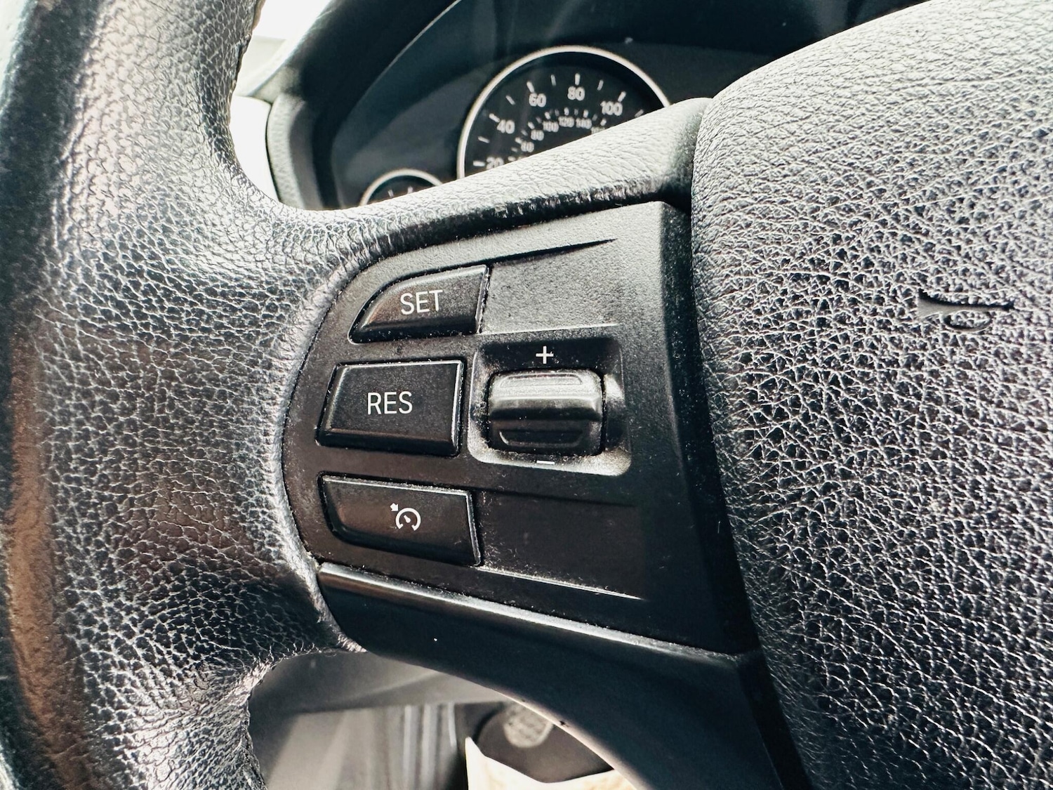 Used BMW 3 Series 2014 for sale - 77898315: Photo 32