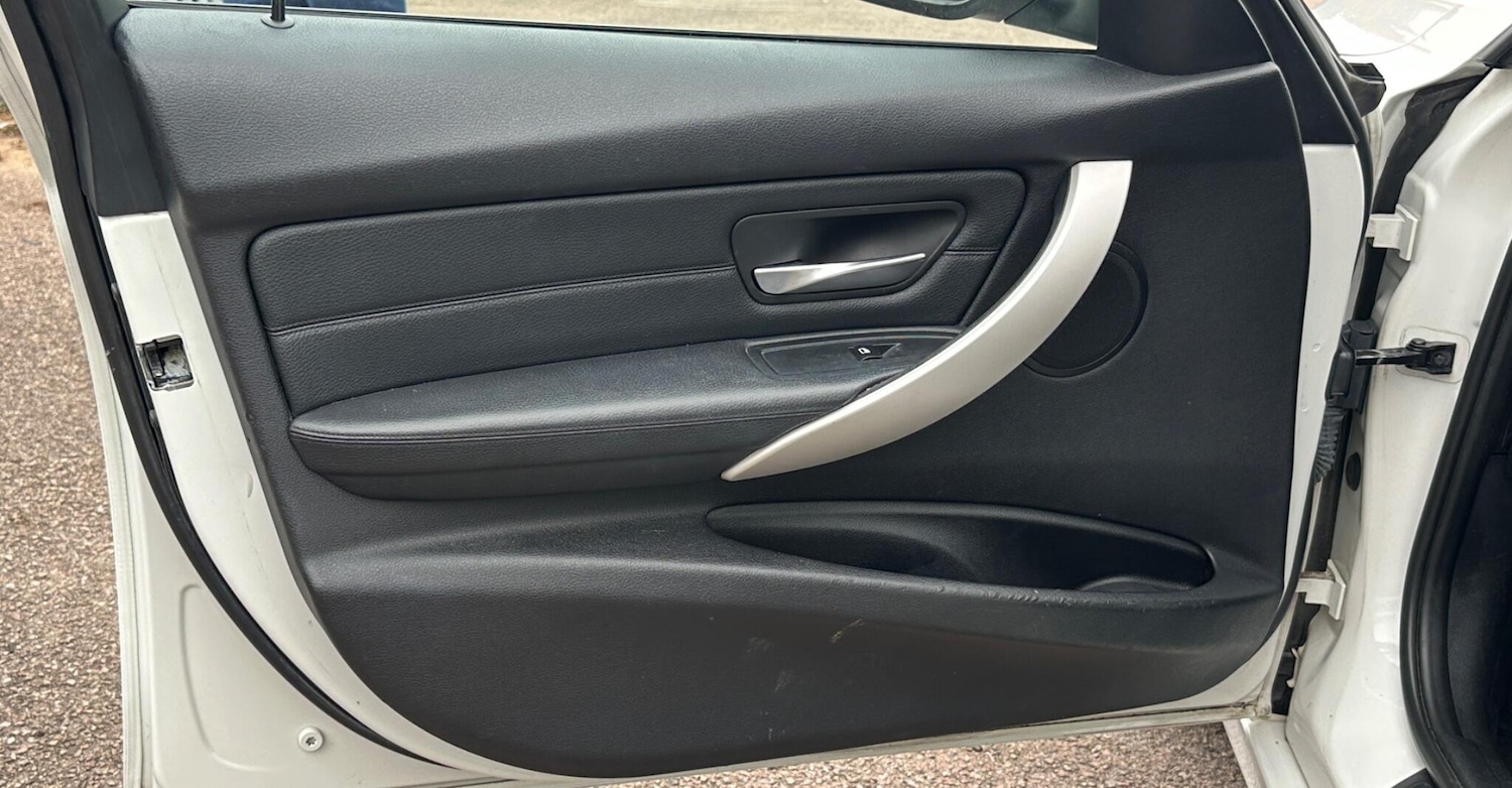 Used BMW 3 Series 2014 for sale - 77898315: Photo 43