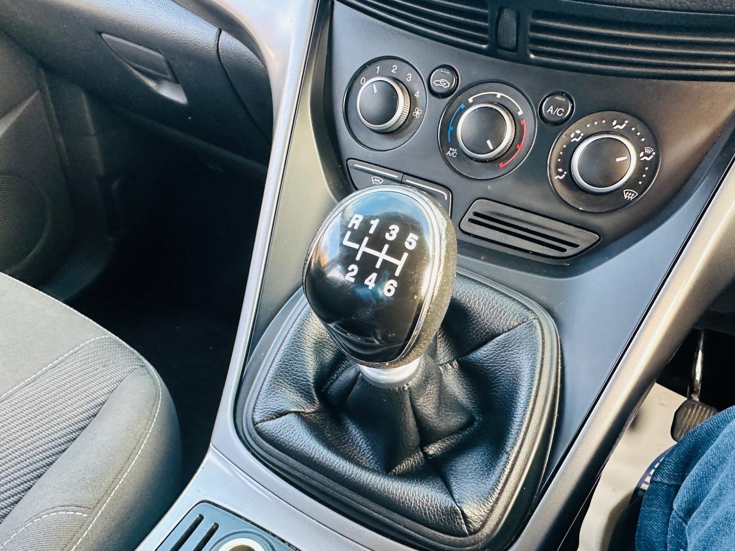 Used Ford Kuga 2013 for sale - 76824105: Photo 20