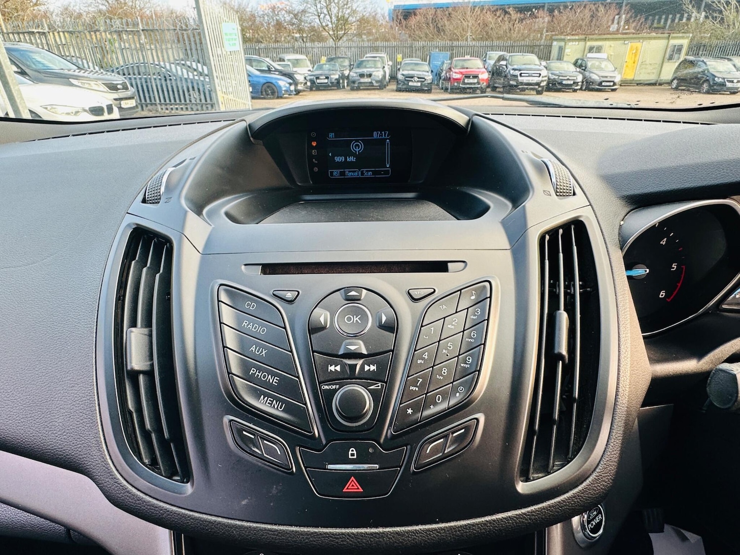 Used Ford Kuga 2013 for sale - 76824105: Photo 39