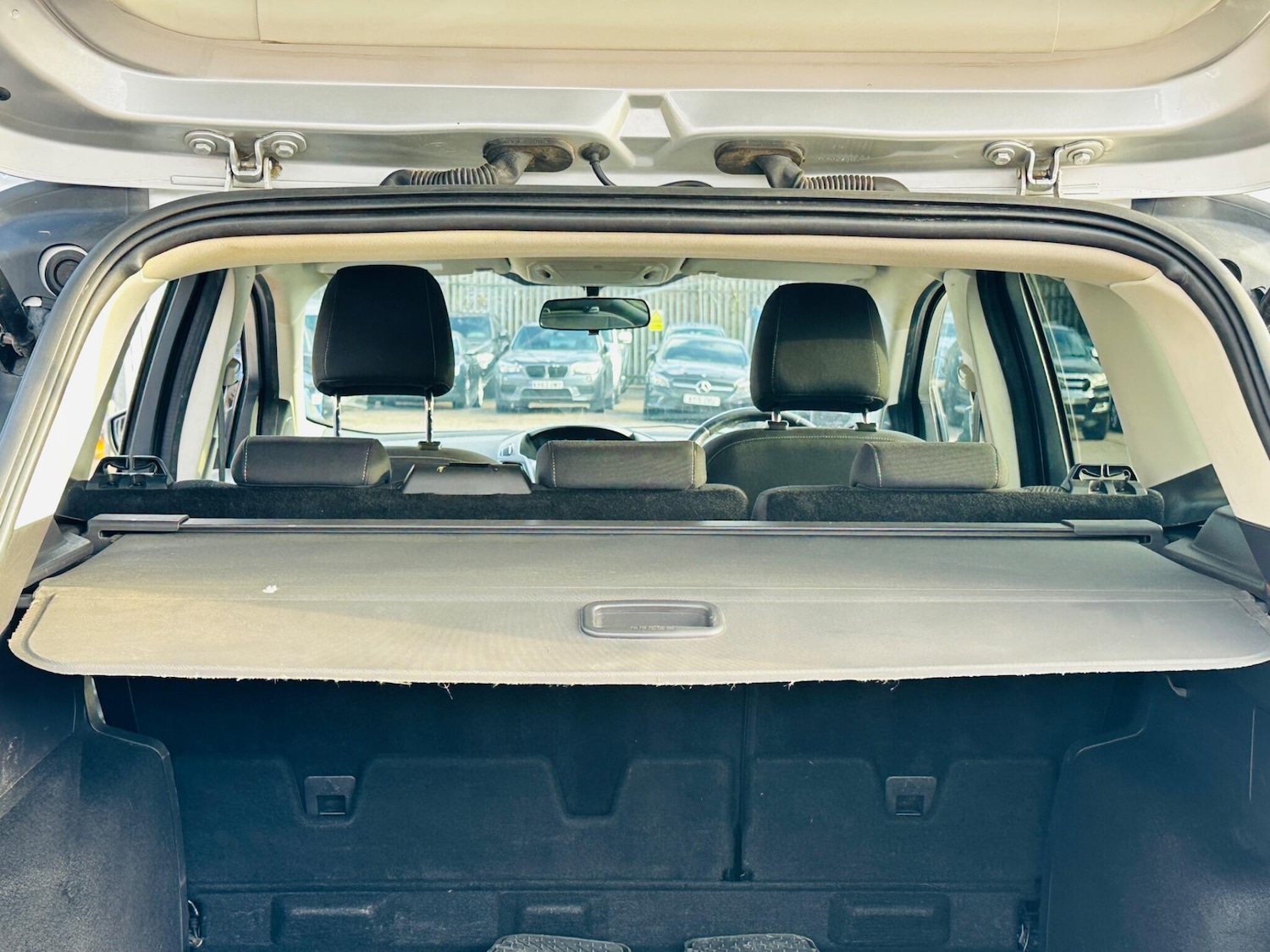 Used Ford Kuga 2013 for sale - 76824105: Photo 41