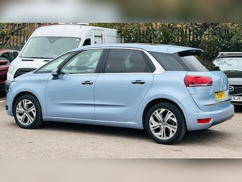 Used Citroen C4 Picasso 2014 for sale - 76250981: Photo