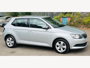 Used Skoda Fabia 2015 for sale - 79614731: Photo