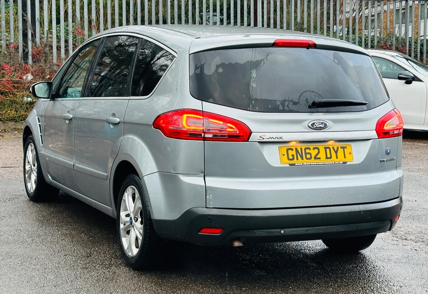 Used Ford S-Max 2012 for sale - 77229895: Photo 15