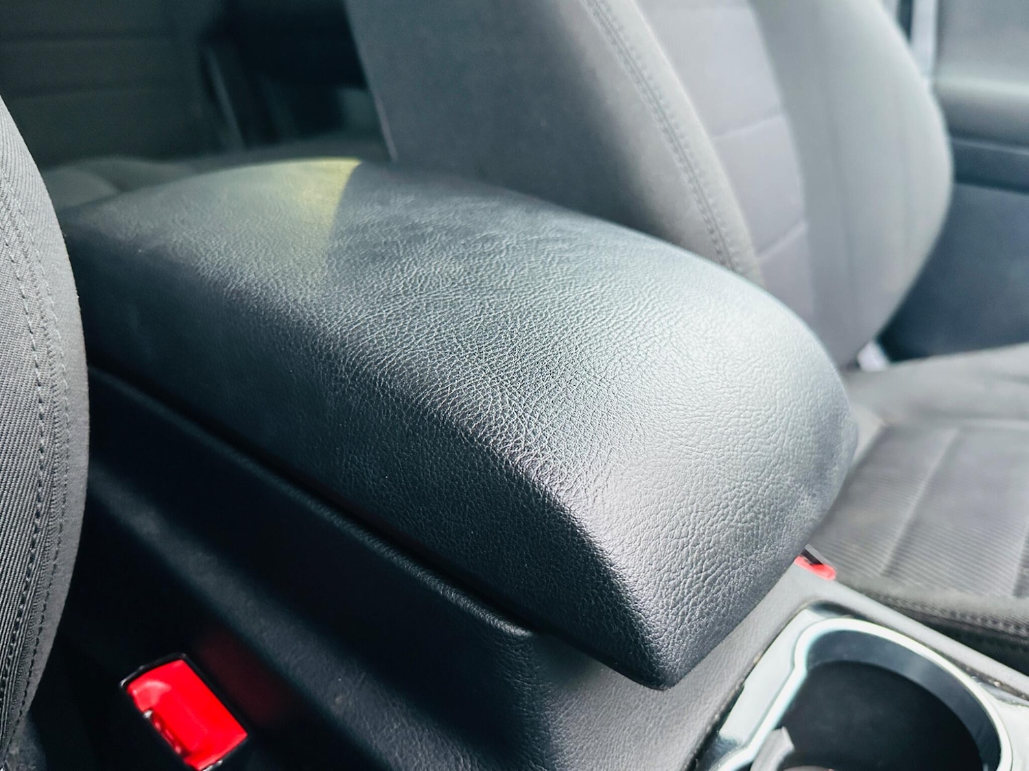 Used Ford S-Max 2012 for sale - 77229895: Photo 29