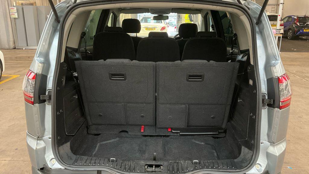 Used Ford S-Max 2012 for sale - 77229895: Photo 8