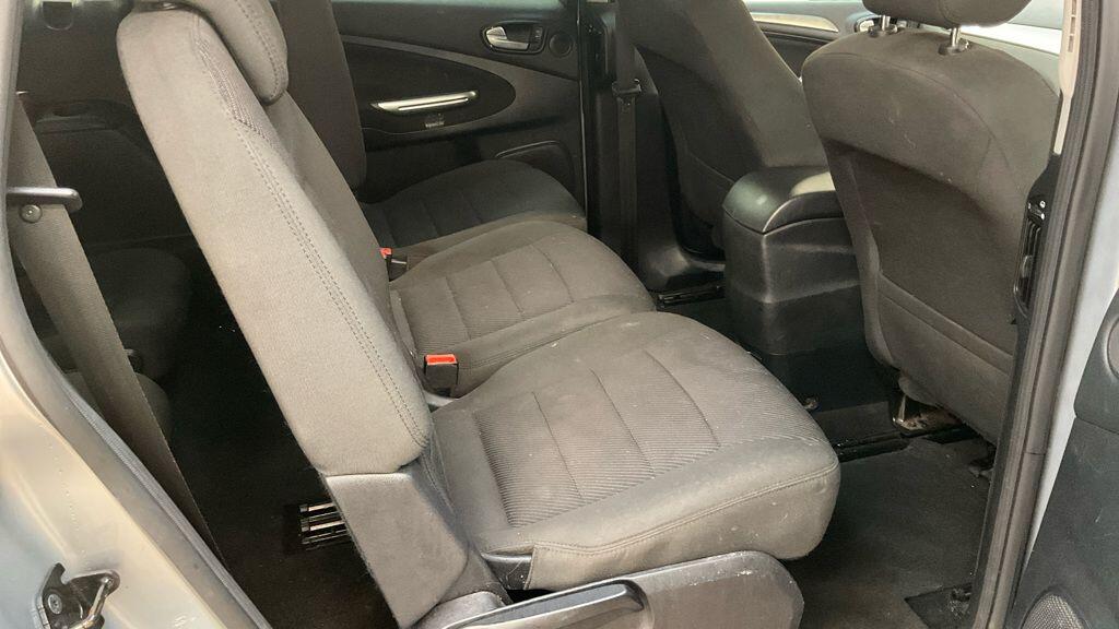 Used Ford S-Max 2012 for sale - 77229895: Photo 9