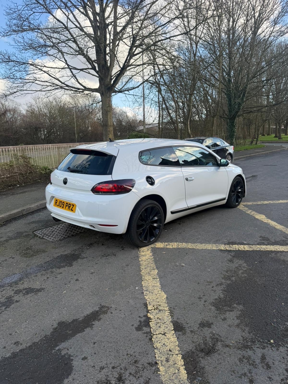 Used Volkswagen Scirocco 2009 for sale - 77663059: Photo 4