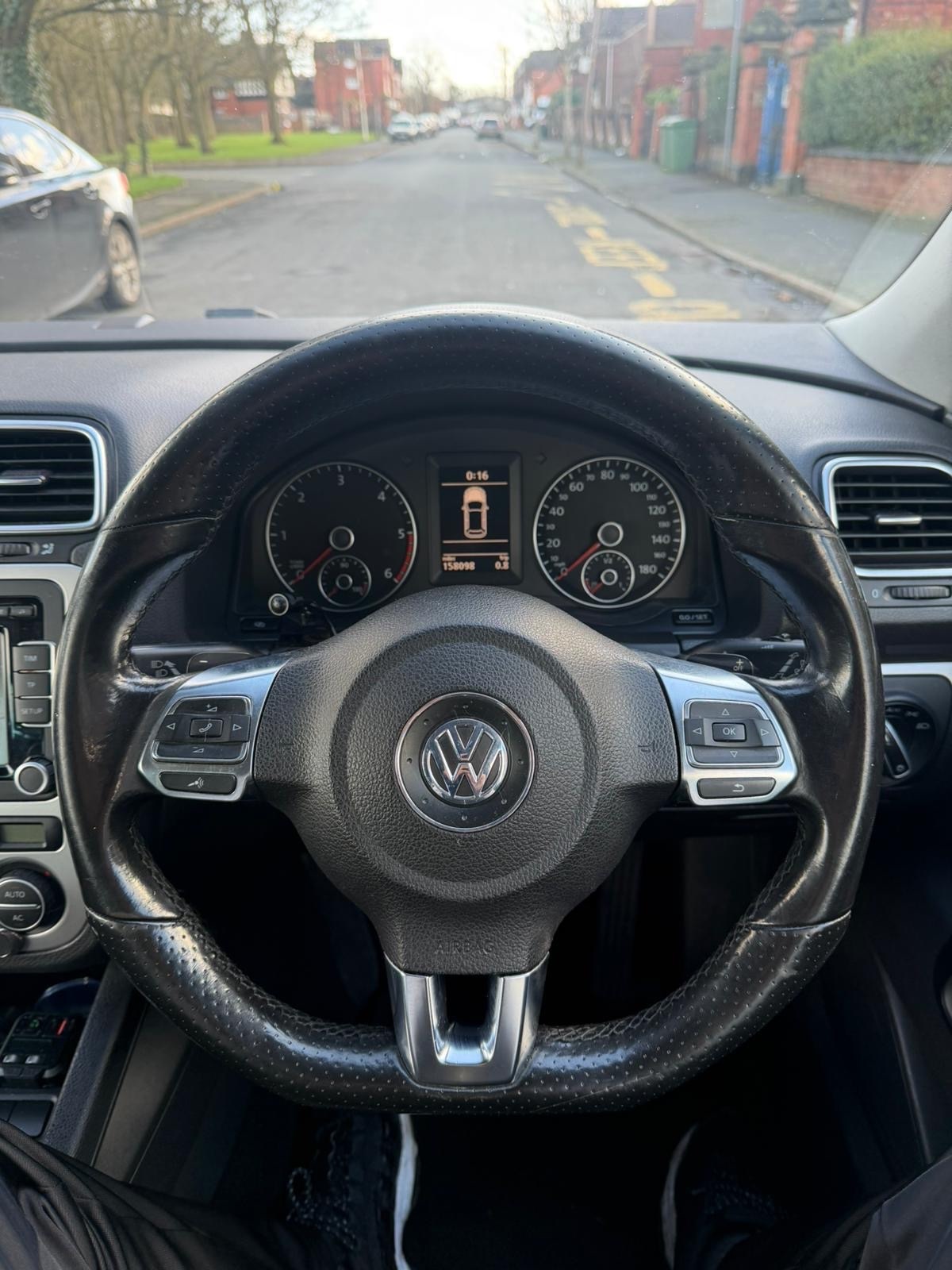 Used Volkswagen Scirocco 2009 for sale - 77663059: Photo 6