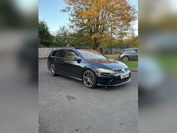 Used Volkswagen Golf 2017 for sale - 77891815: Photo