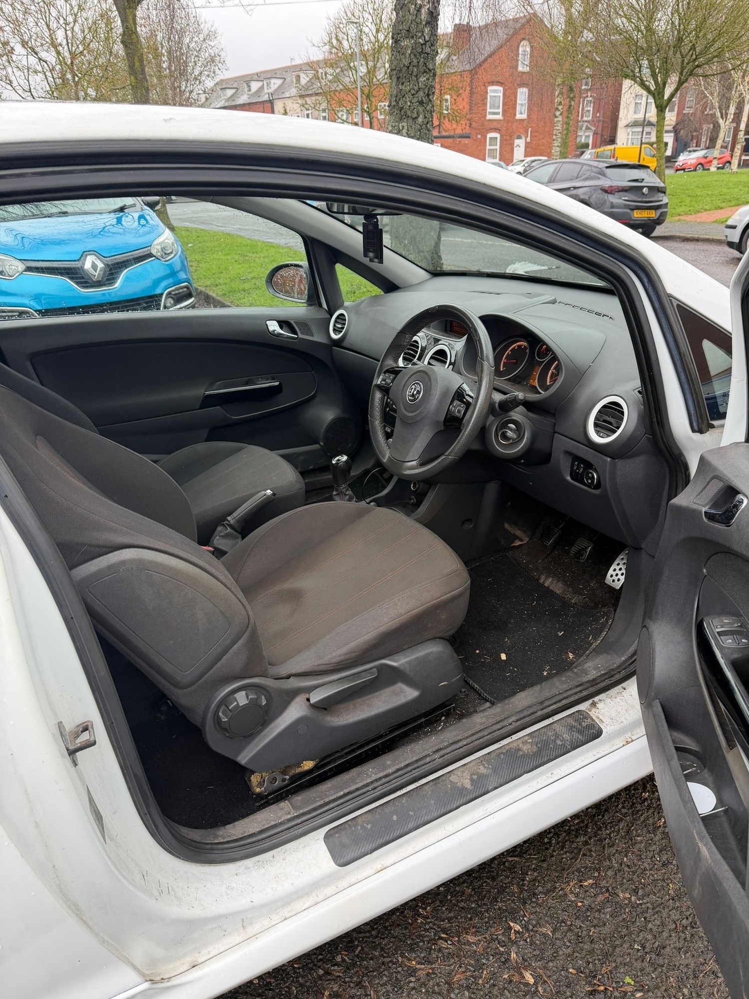 Used Vauxhall Corsa 2011 for sale - 77605172: Photo 8