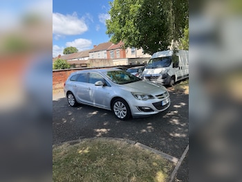 Vauxhall Astra feature image