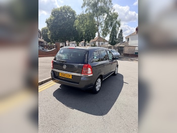 Used Vauxhall Zafira 2011 for sale - 79302422: Photo