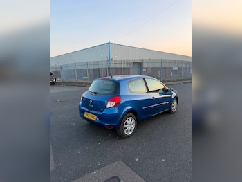 Used Renault Clio 2011 for sale - 79243735: Photo