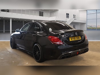 Used Mercedes-Benz C Class 2018 for sale - 77599220: Photo