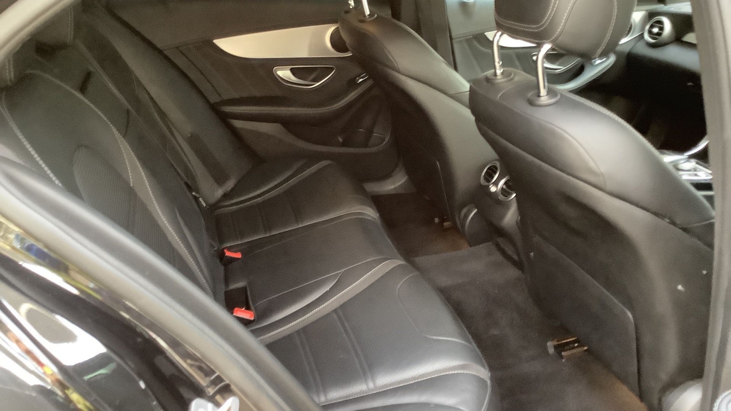 Used Mercedes-Benz C Class 2018 for sale - 77599220: Photo 4