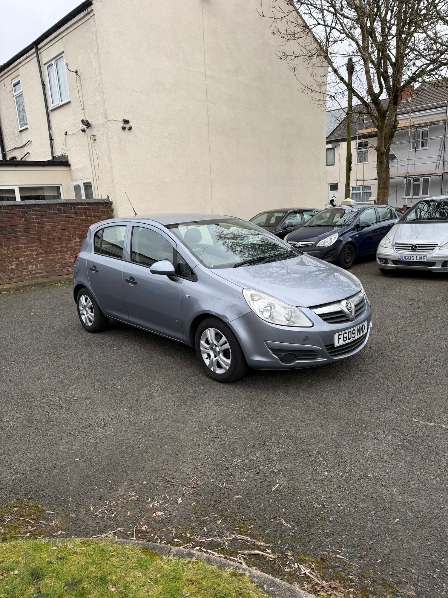 Used Vauxhall Corsa 2009 for sale - 77872955: Photo 2