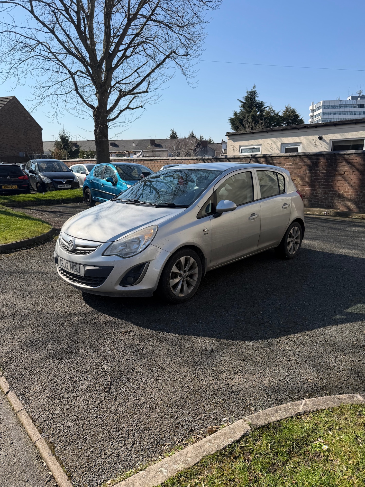 Used Vauxhall Corsa 2012 for sale - 77953571: Photo 2